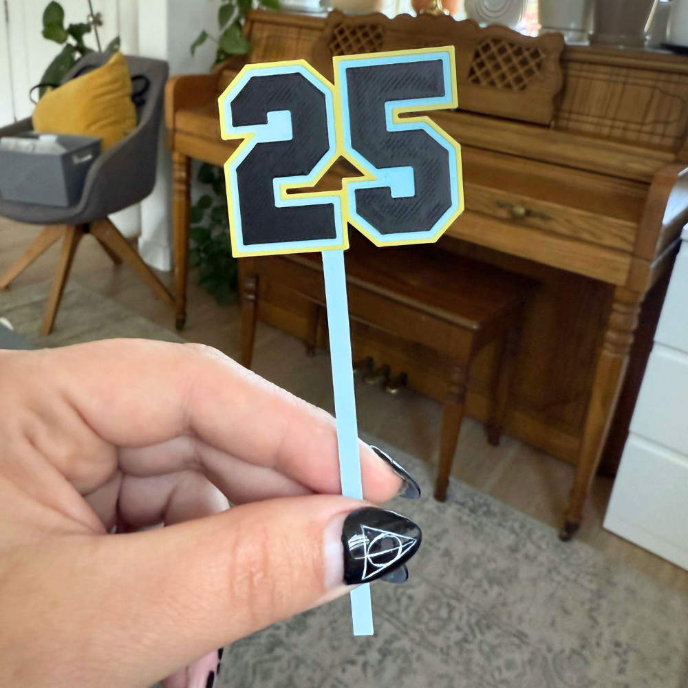 Custom Year | Cupcake Topper